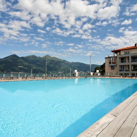 Appartamento Sleeps 6 Pool Air Con *