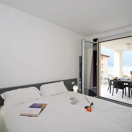Appartamento Sleeps 6 Pool Air Con Maccagno